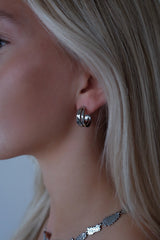 ÓMA EARRINGS SILVER